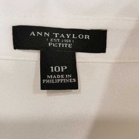 👠 Ann Taylor Blouse, Size 10P - Picture 6 of 7